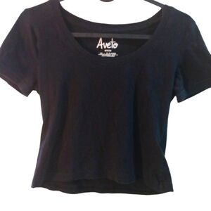 Aveto Black Classic Cropped Short Sleeved Minimalist Comfy Soft Tee M
